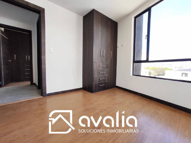 #AVLD371 - Departamento para Venta en Riobamba - H