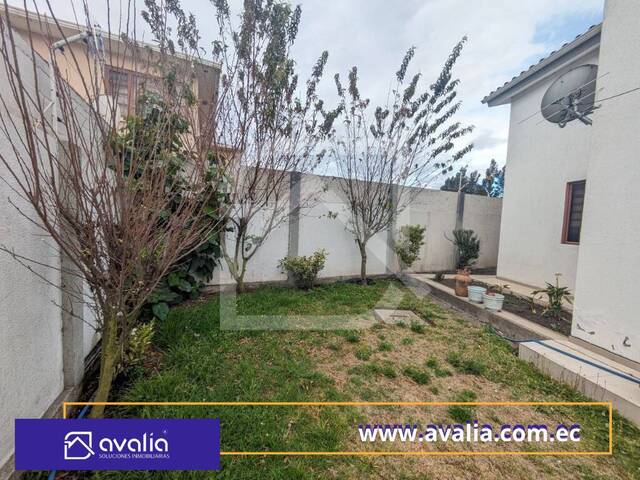 #AVLC375 - Casa para Venta en Riobamba - H - 3