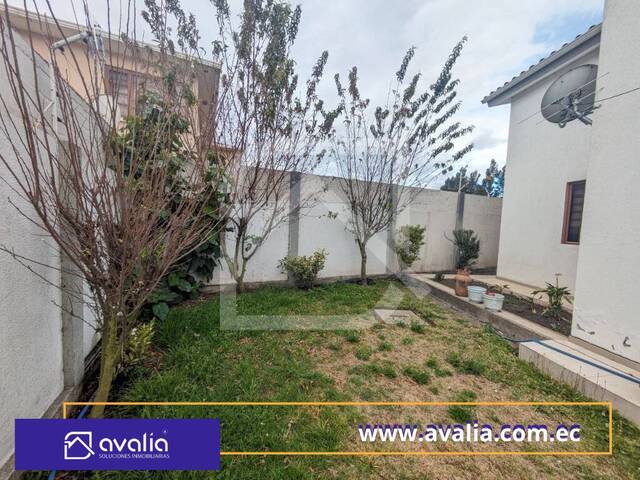 #AVLC375 - Casa para Venta en Riobamba - H