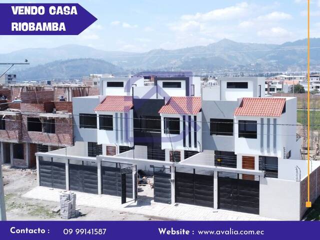 #AVLC350 - Casa para Venta en Riobamba - H