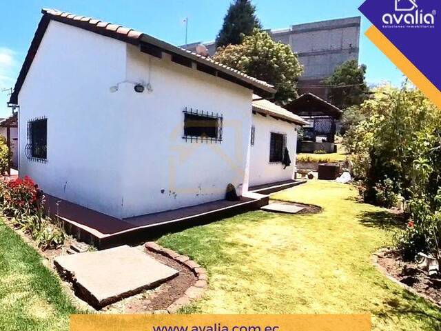 #AVLC406 - Casa para Venta en Guaranda - B