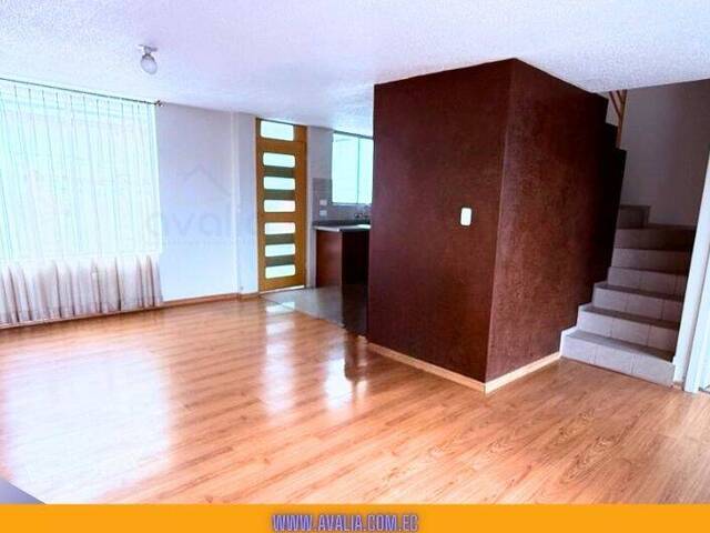 #AVLC424 - Casa para Venta en Guaranda - B - 3